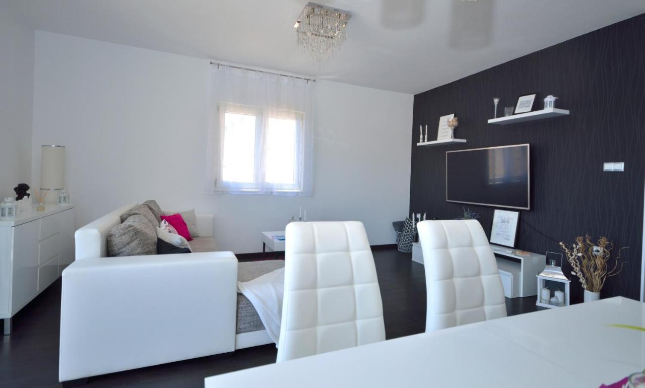 Apartman Staro Selo 프리모스턴 외부 사진